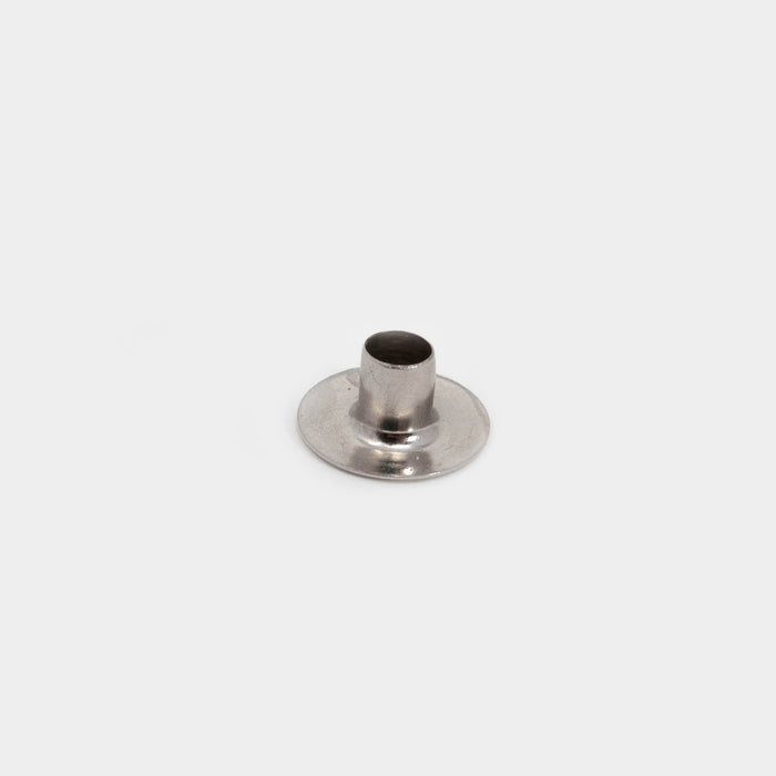 Color: Nickel
